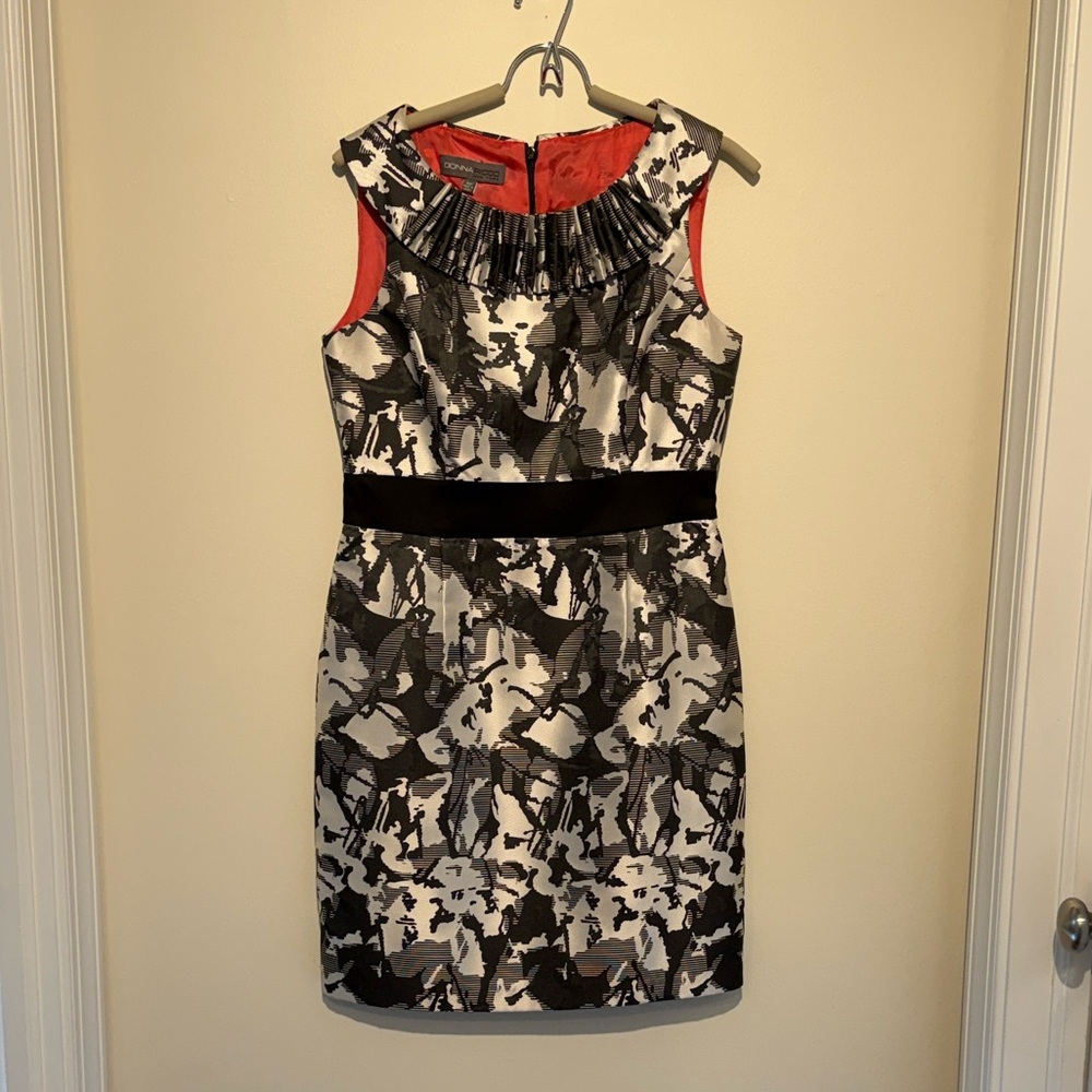 Donna Ricco Black and White Abstract Mini Dress